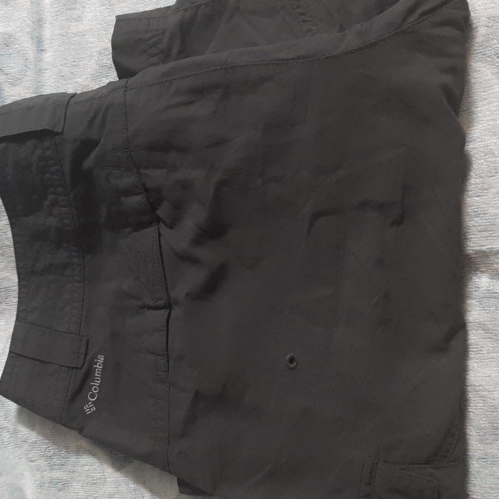 Columbia gray shorts 8/10 - Picture 2 of 3